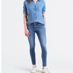 Levi’s Skinny Jeans